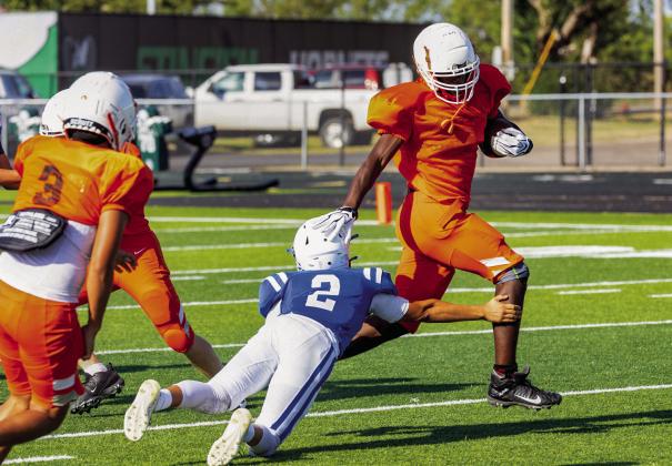 HAMMERS RUN UP SCORE IN BLACKWELL/EDEN SCRIMMAGE