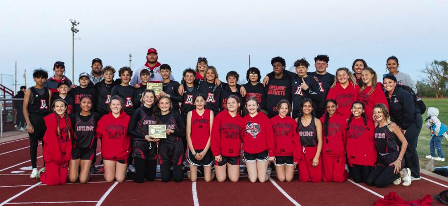Aspermont Junior High Stingers and Lady Stingers at the District 15A JH track meet in Roby Tuesday night. The Lady Stingers claimed the top spot, followed by 2nd place team Roby, and 3rd place team Rotan. The Aspermont boys also took home 1st place, followed by 2nd place Rotan, and 3rd place Roby . Photo by Mark