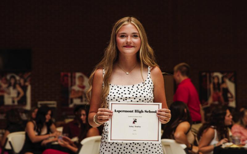 Soph. Valley Bradley recieving the Academic Excellence Award for Art.
