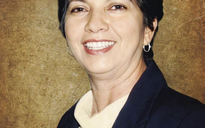 Angelina Flores Melena
