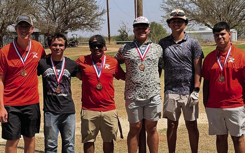 Rotan Yellowhammer Golf Team L-R: Sam Helms, Ethan Brouillette, Draven Yanez, Rhylon Lester, Sebastian Gracia, LeeRoy Lopez. Courtesy Photo