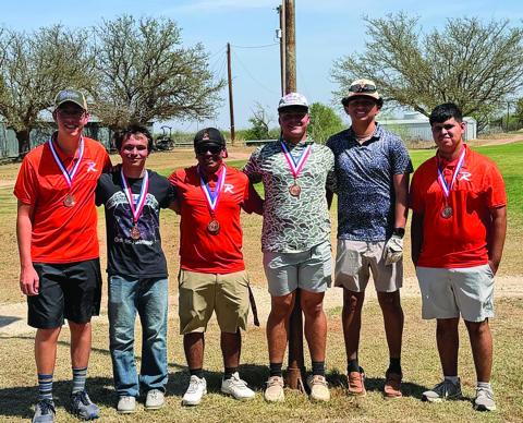 Rotan Yellowhammer Golf Team L-R: Sam Helms, Ethan Brouillette, Draven Yanez, Rhylon Lester, Sebastian Garcia, LeeRoy Lopez. COURTESY PHOTO