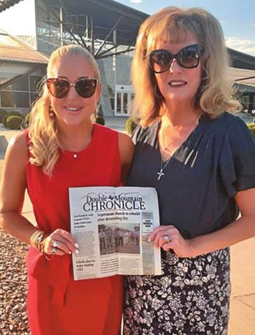 Nomadic Newspaper flys off
