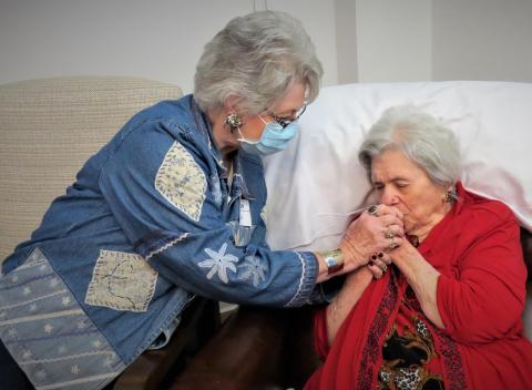 Stonewall Living Center welcomes back Family