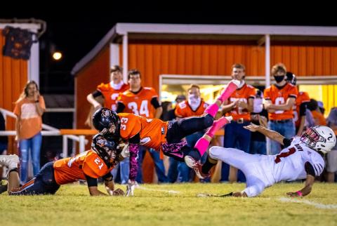 Bulldogs take Roby in district opener