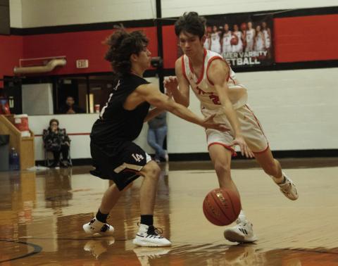 Hammers gear up for Round 2 of district play