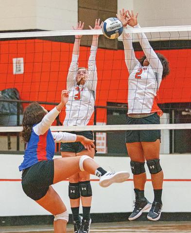 Lady Hammers fall 2-3