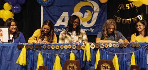 Roby Seniors Garmer & Benson sign to run for Angelo State University XC/Track & Field