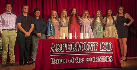 AISD inducts new members to National Honor Society