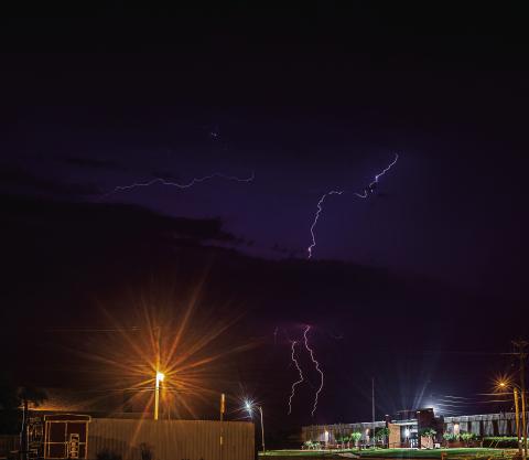 Chaos after the Calm: The destructive supercell rolls into Rotan as residents are being warned to seek shelter on June 21, 2023. (PHOTOW BY MARK MARTINEZ)