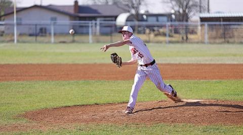 Roby's Brady Etheredge pitching against Ira. Photo by: Mark Martinez