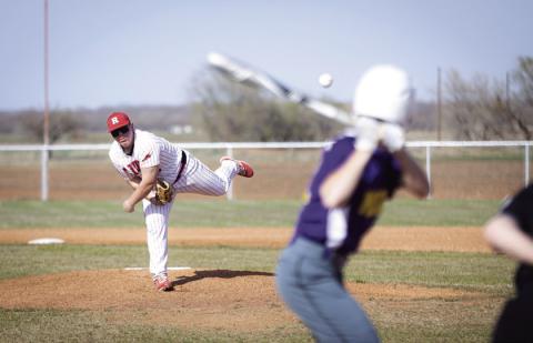 Roby's Kooper McWilliams pitching in the opening minutes of the Lion's 28-17 win over the Munday Moguls this past Monday. Photo by Mark Martinez