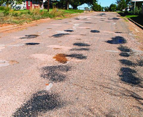 Rotan street repair off to a slow start