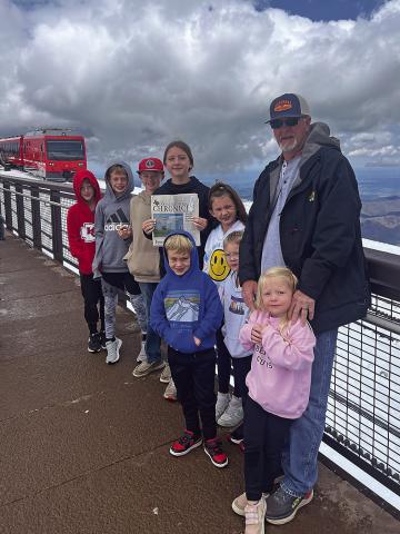 Nomadic Newspaper takes a trip to Pike's Peak