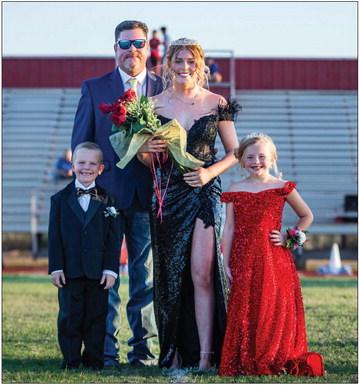 Aspermont's 2023 Homecoming Queen Georgia Fraser was escorted by her father Matt Fraser (Class of '96). The crown and flowers were presented by AISD students Nash Myers and Scarlett Flowers.