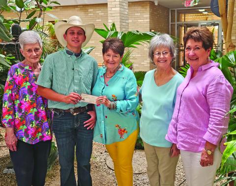 Members of the Roby Ex-students association presented their schlorship check to Dawson Kiker Shipp, son of David and Kim Shipp of Roby. Dawson will be attending Tarelton State. L to right Ginger Jones,Dawson Shipp, BJ Vaught, Dianne Feagan, and Gay Nell Cherry.