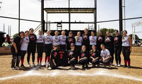 Current and former members of the Roby Lady Lion Softball program pose together upon conclusion of their first end of the year Alumni Softball Game this past Sunday. The Roby Lady Lions were able to top the Lady Lion Alumni team 15-5 after three innings, but both sides showed great fight nonetheless. In addition, both teams honored late alumni player Jennifer Antaya and her family with a commemorative jersey. Photo by: Mark Martinez
