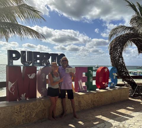 Nomadic Newspaper was in 7th heaven while relaxing in Mexico