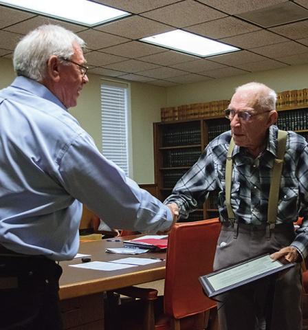Judge honors Stonewall resident with resolution