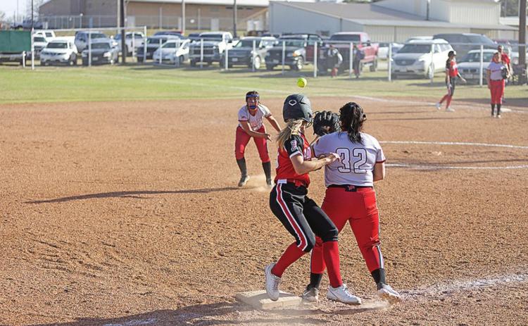 Lady Hornets still rolling after 18-5 win over Roby