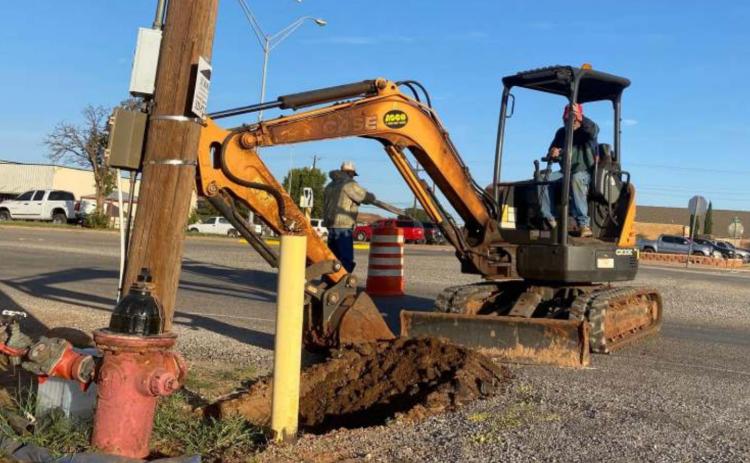 City of Rotan paints it black