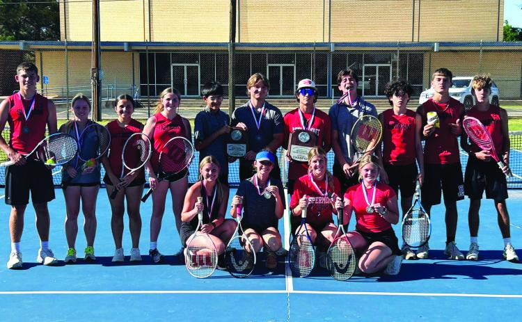 Hornet/Hammer Tennis sending kids to regionals