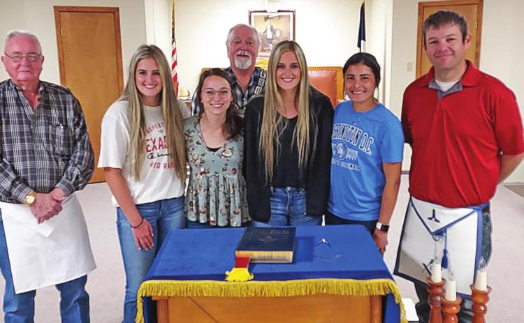 2022 Aspermont High School Graduating Seniors Receive Masonic Scholarships