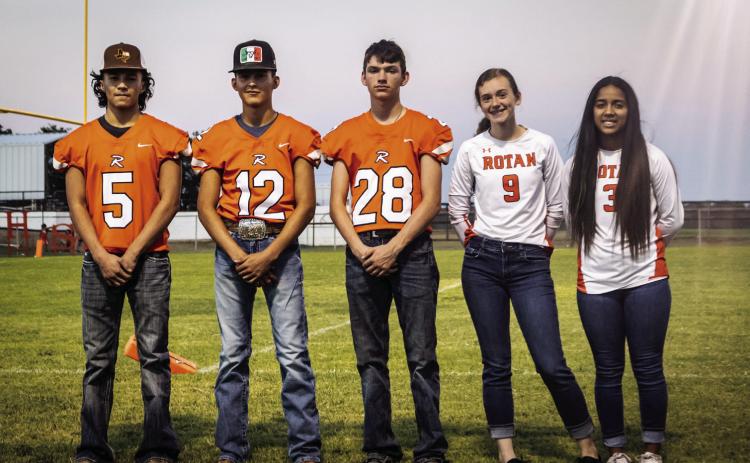 Yellowhammer Cross Country Team -R: Cristian Garcia, Jose Garza, Reese Weatherly, Tylee Fillingim, Ana Daniel.