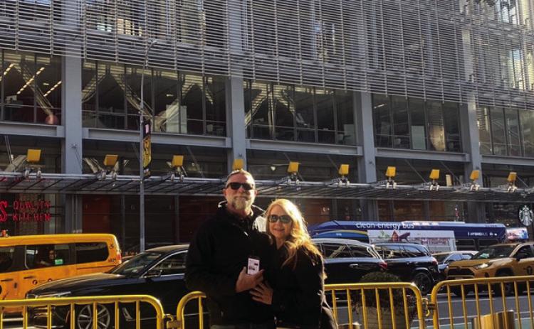 Nomadic Newspaper visits the Gray Lady while exploring New York City at Christmas