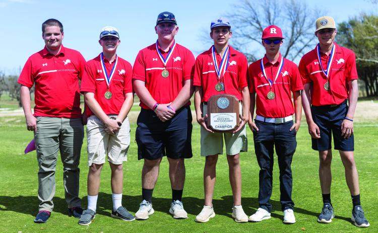 Roby Lion Golf Team L-R: J.D. Ditmore, Houston Few, Kooper McWilliams, Dawson Shipp, Greyson Shoemaker, Cohen Lakey. The Lions took home 1st place at the Distrct Golf Tournament this past Monday in Sweetwater with a shot total of 513, with Dawson Shipp leading the pack with an individual shot total of 93. The team will move on to compete at the Regional Tourney in San Angelo taking place at the Bentwood Country Club on April 21-22. PHOTO BY MARK MARTINEZ