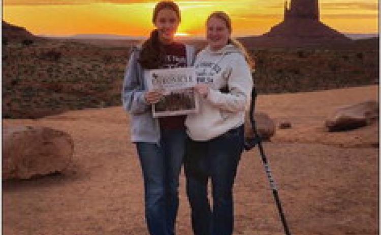 Nomadic Newspaper enjoys the sunrise in Arizona