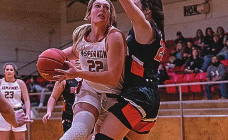 Lady Hornets keep the winning steak with wins against the Rotan Lady Yellowhammers and Spur