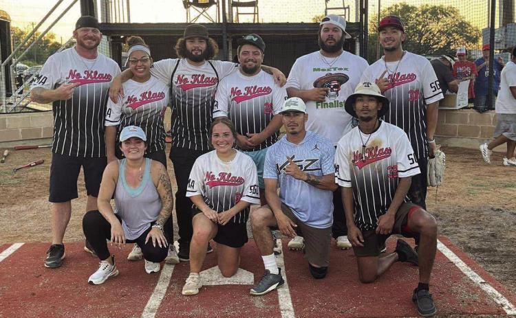 Champions Team No Klass Top L-R: Brandon King, Jaya Atkins, Tate Thompson, Zac Flores (manager), Gary Cruz, Squints Cruz. Bottom L-R: Leandra Martinez, Zoe Flores (coach) Tommy Gonzales, Brenda Atkins. Not pictured: Ector Martinez. No Klass defeated No Klass 2.0 13-12