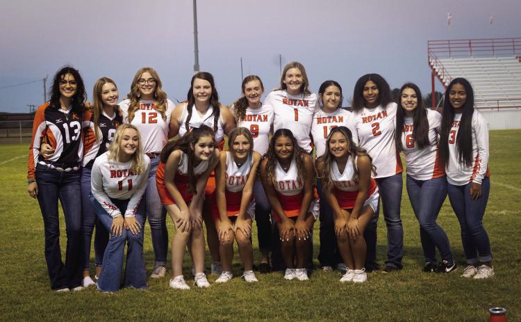 Yellowhammer Volleyball Team L-R: Karlie Buchanan. Karly Briggs, Abby Moffett, Chesney Fronterhouse, Tylee Fillingim, Becca Kincheloe, Janoah Lopez, Sierra Williams, Brooklyn McArthur, Ana Daniel. Kneeling L-R Olivia Messick, Sophie Jones, Keira Burrows, Jasmine Whitaker, Shyanne Gaspar.