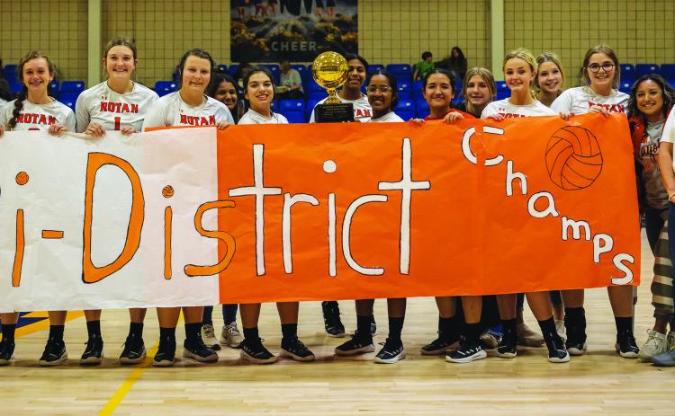 Bi-District Champion Rotan Lady Hammer Volleyball Team L-R: Karlie Buchanan, Tylee Fillingim, Becca Kincheloe, Chesney Fronterhouse, Jasmine Whitaker, Brooklyn McArthur, Sierra Williams, Ana Daniel, Janoah Lopez, Keira Burrows, Olivia Messick, Karly Briggs, Abby Moffett, Shyanne Gaspar, Coach Paula Bell. The Hammers next match is against Veribest this Friday at 4:30 in Veribest.