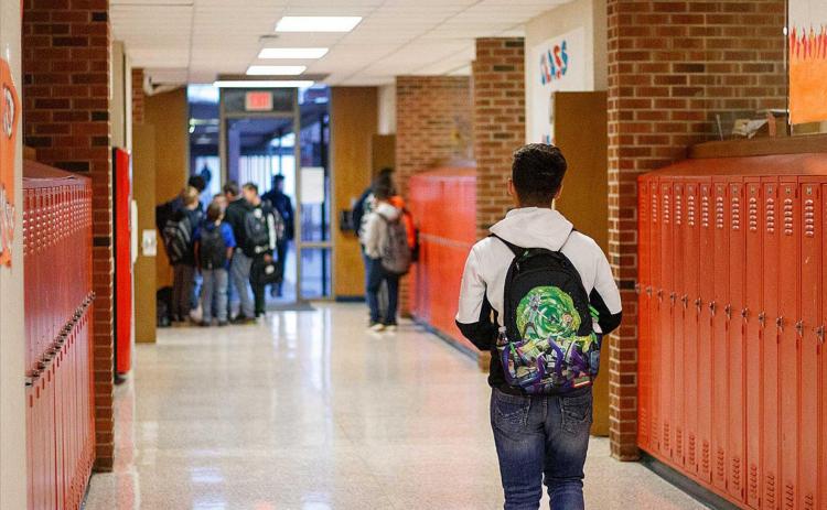There are fewer students bustling in the hallways between classes as the second semester gets underway as student movements are restricted due to COVID-19 protocols. (Photo by Mark Martinez)