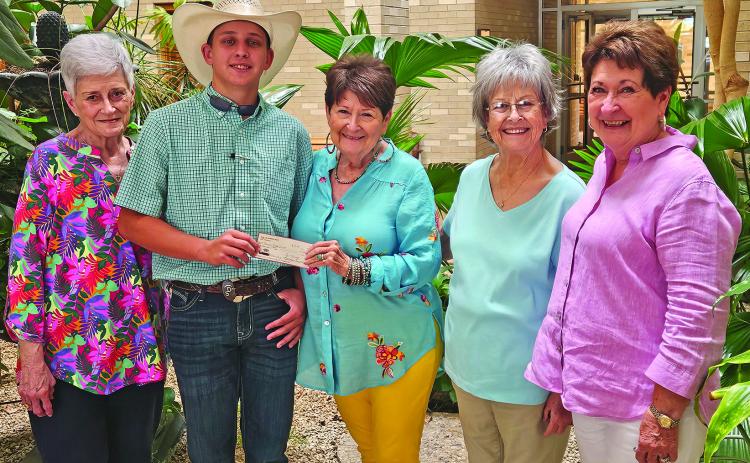 Members of the Roby Ex-students association presented their schlorship check to Dawson Kiker Shipp, son of David and Kim Shipp of Roby. Dawson will be attending Tarelton State. L to right Ginger Jones,Dawson Shipp, BJ Vaught, Dianne Feagan, and Gay Nell Cherry.
