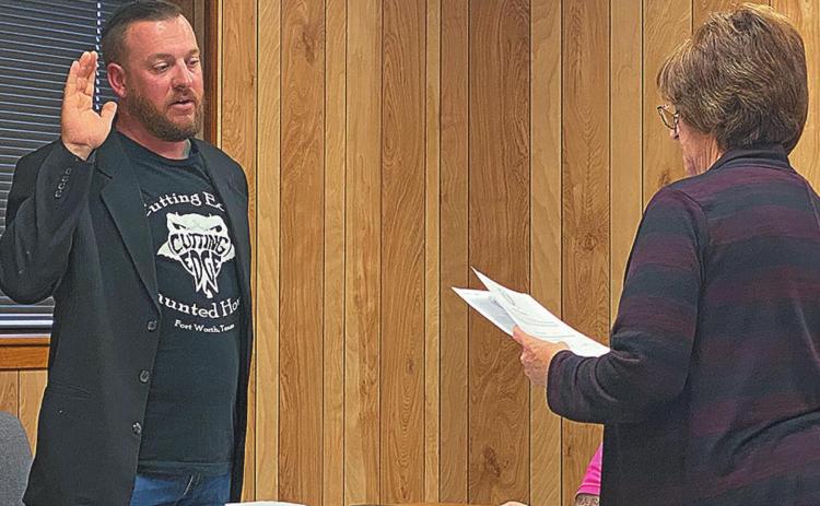 Aspermont officials take oath and plan community appreciation event